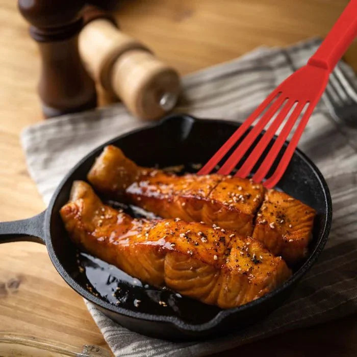Silicone Fish Spatula - Marcel’s Culinary Experience