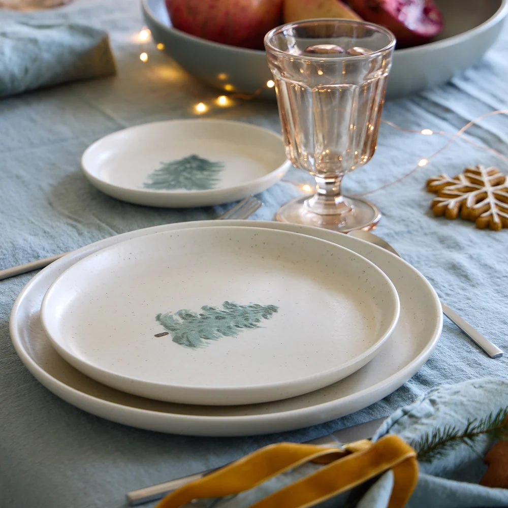 Costa Nova Pacifica Salad & Dessert Plates – Christmas Tree, Set of 4