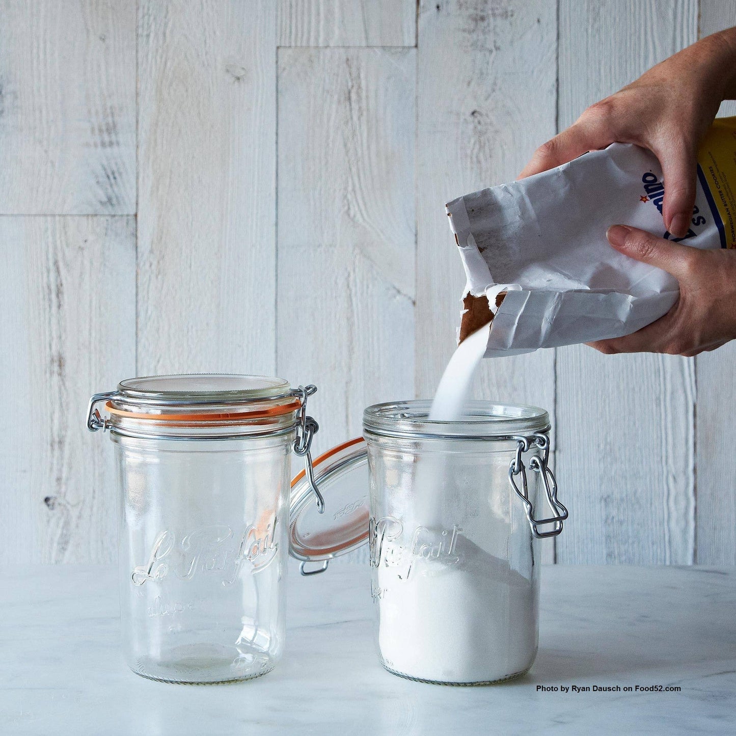Le Parfait 1L Tapered French Glass Preserving Jar with Airtight Rubber Seal