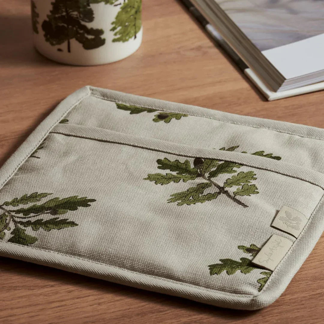 Sophie Allport Acorn & Oak Pot Grab - Marcel’s Culinary Experience