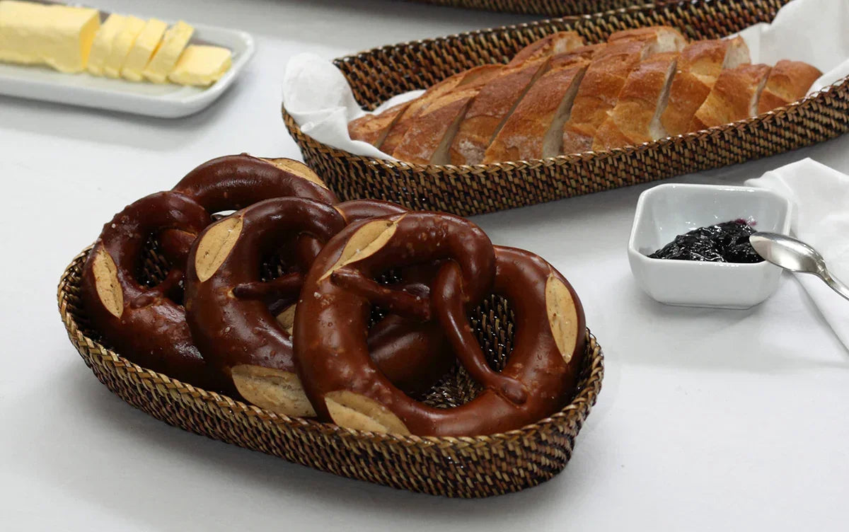 Oval Baguette Basket with Caterpillar