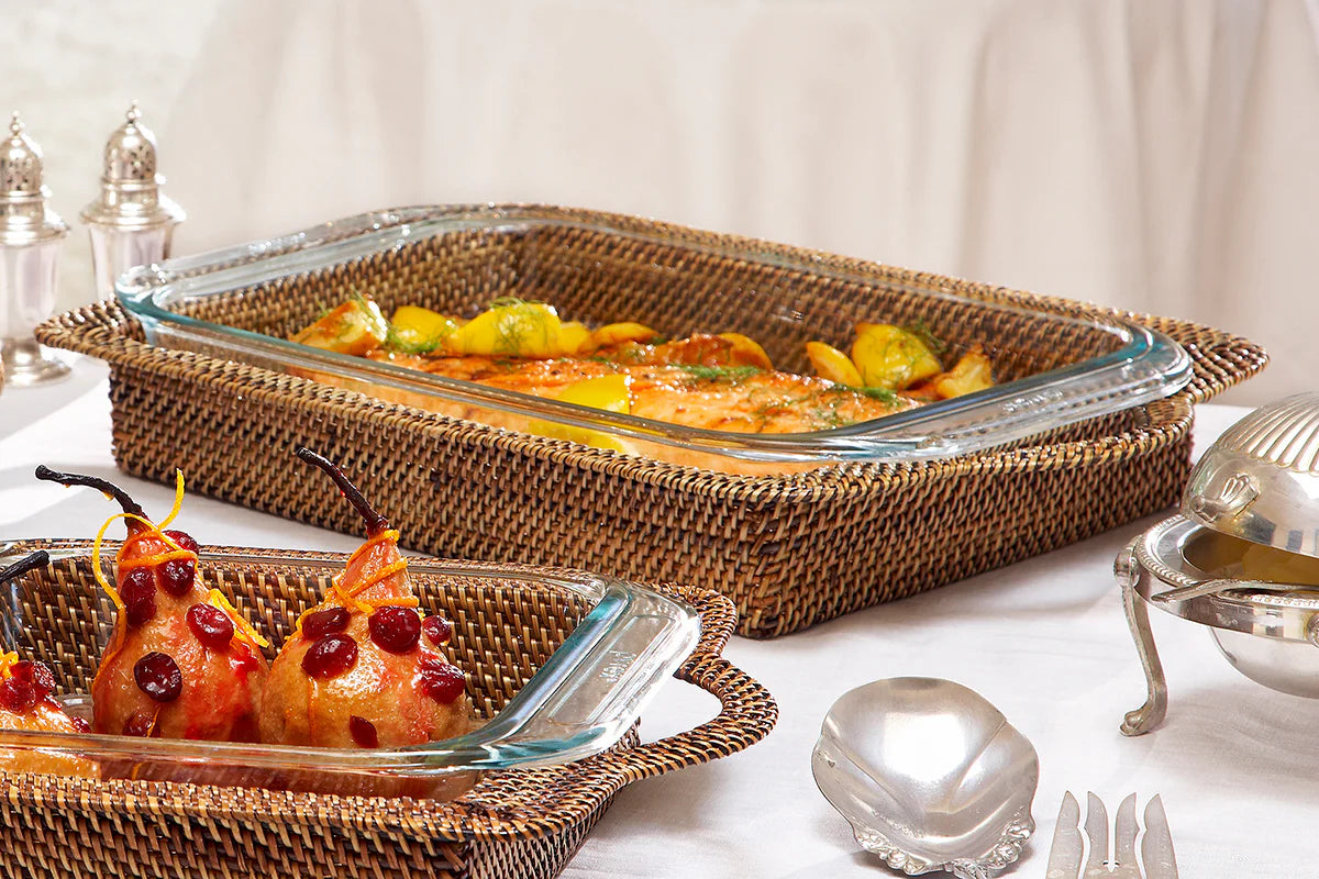 Calaisio Rectangular Casserole Basket with Pyrex Baker, 3Qt