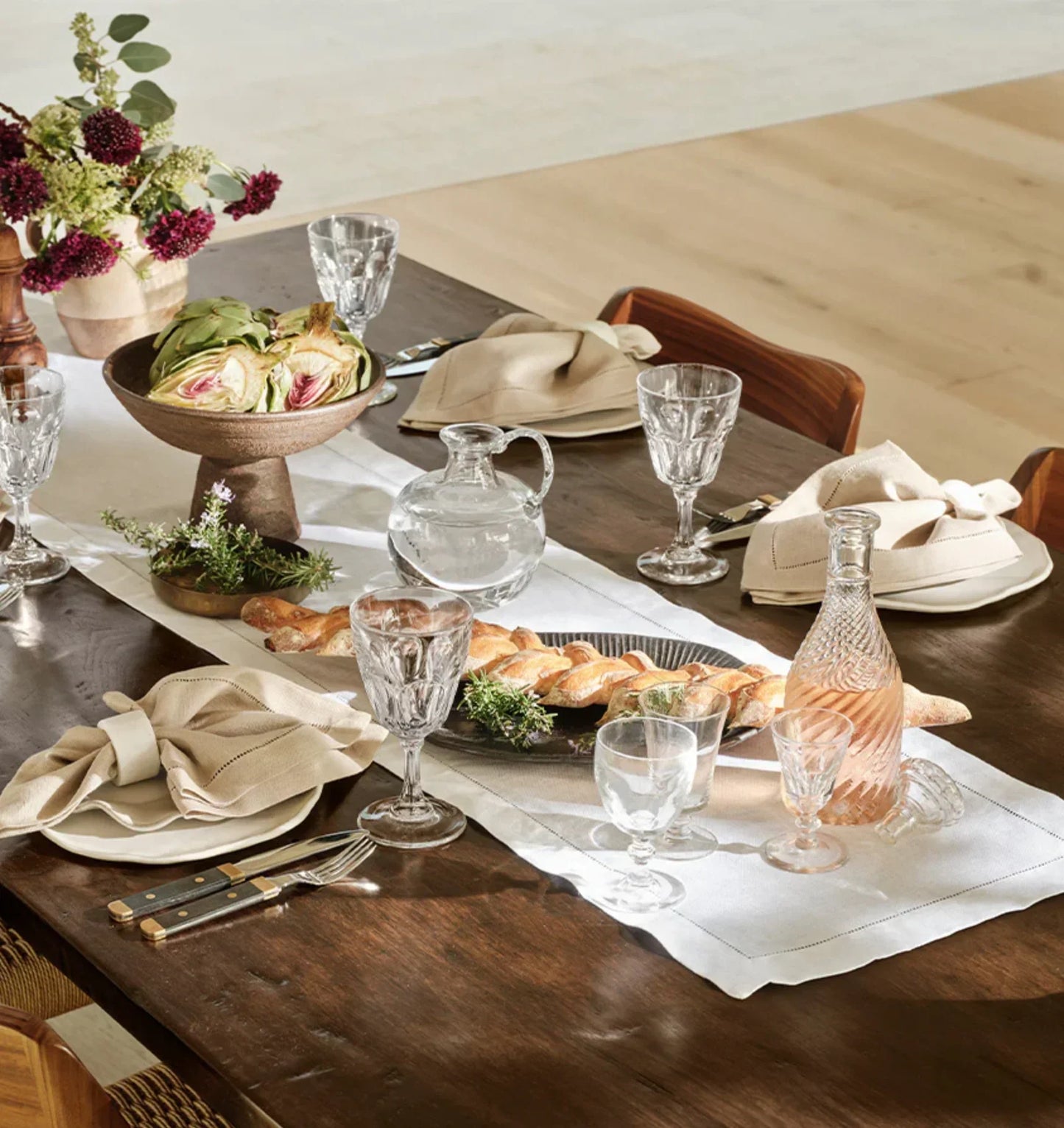 Sferra Festival Tablerunner 15X90" Oyster - Marcel’s Culinary Experience