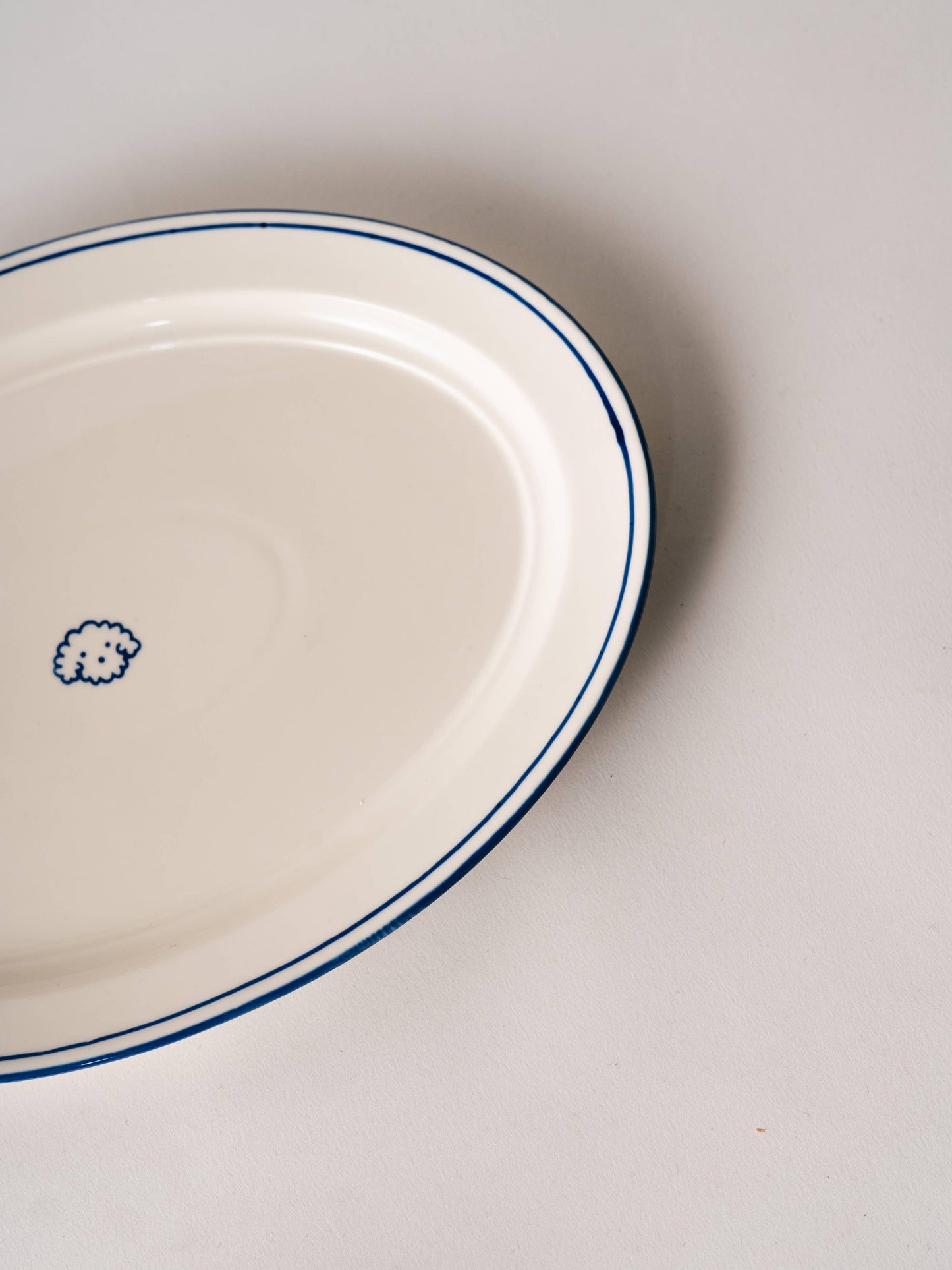 Melrose Icon Serving Platter – Fluffy Dog