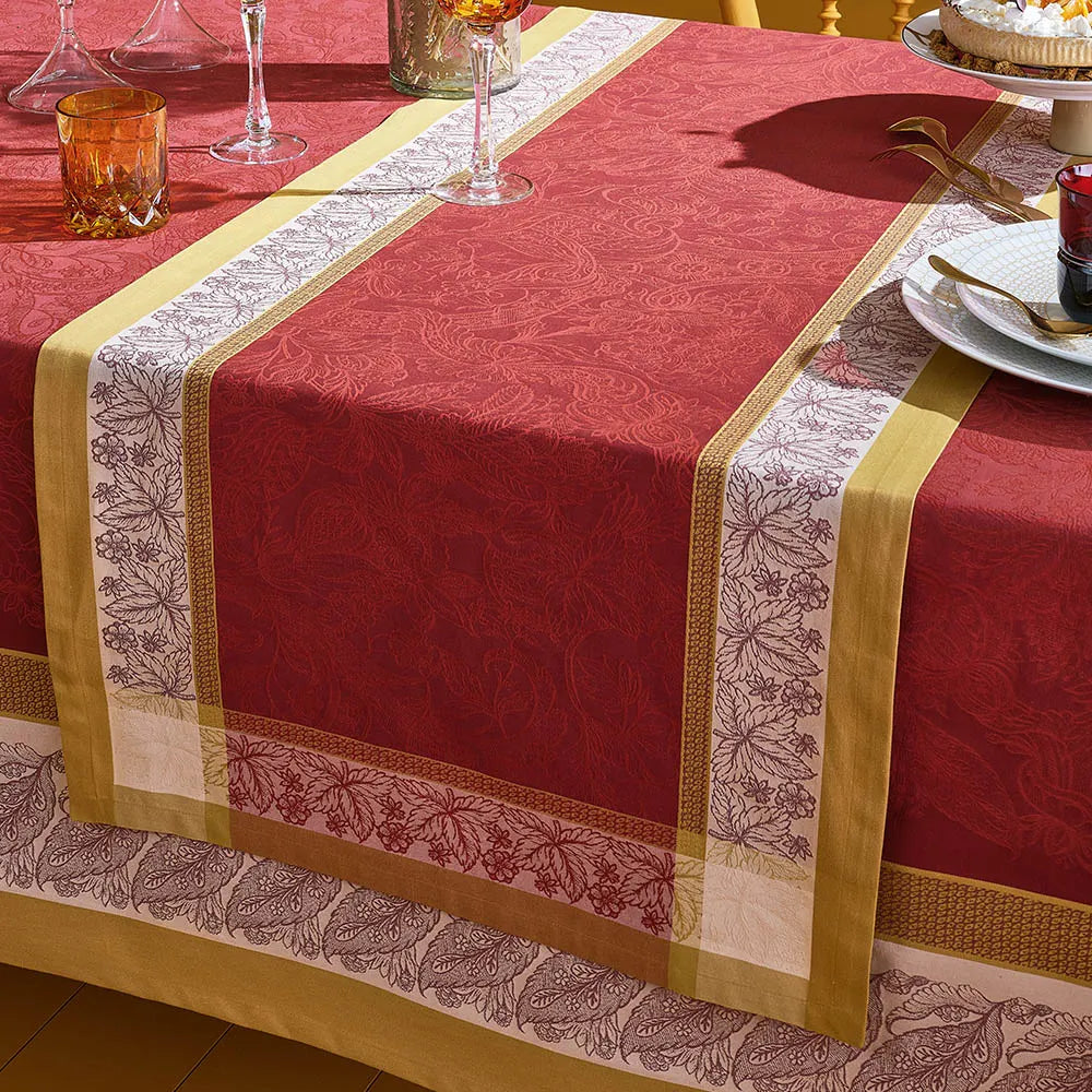 Garnier-Thiebaut Alexandria Ruby Tablerunner 21"x71"