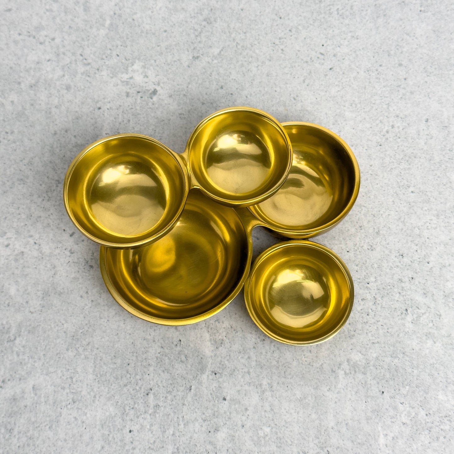 Gold 5-Cluster Bowl