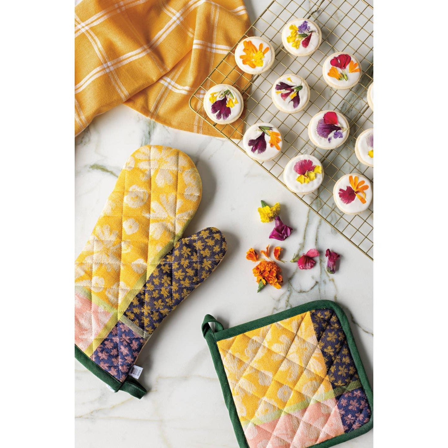 Full Bloom Jacquard Mitt - Marcel’s Culinary Experience