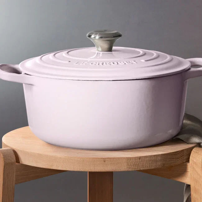 Le Creuset Signature Round Dutch Oven 5.5 qt - Shallot - Marcel’s Culinary Experience