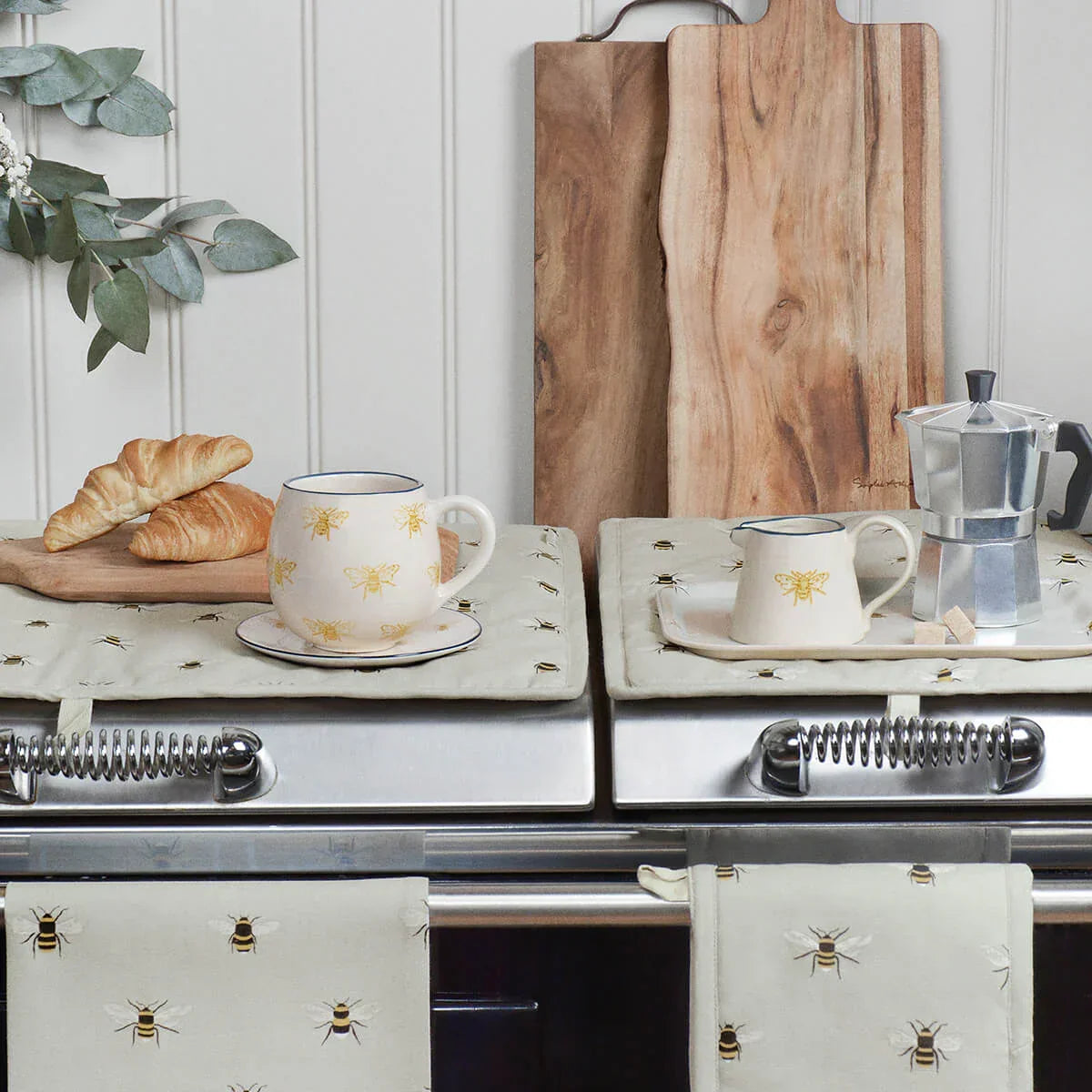 Sophie Allport Bees Stoneware Mug - Marcel’s Culinary Experience