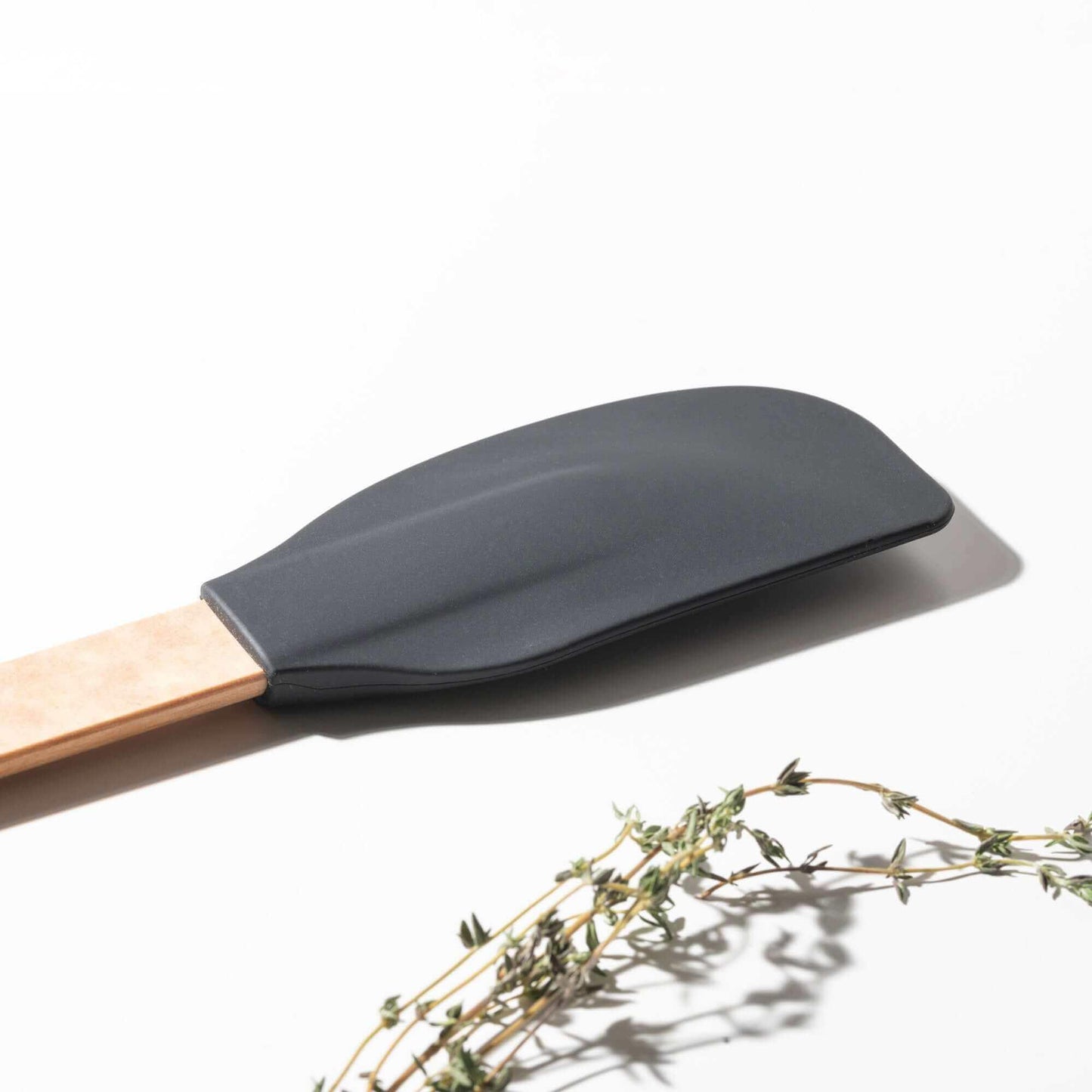 Epicurean Silicone Series Large Spatula - Natural/Black