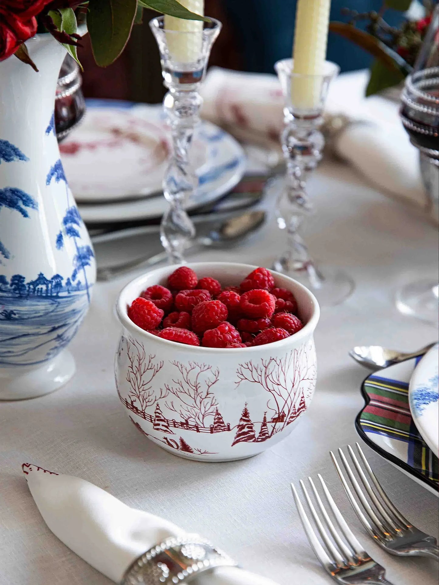 Juliska Country Estate Winter Frolic Comfort Bowl - Ruby