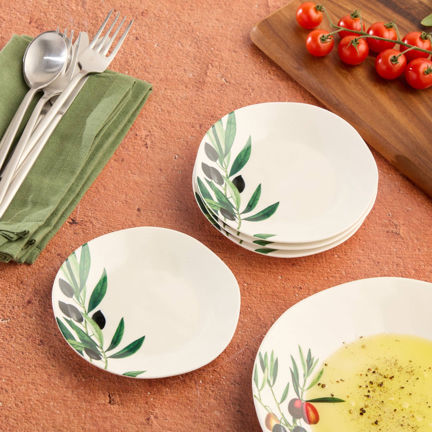 Oliva Canapé Plate 6 in.