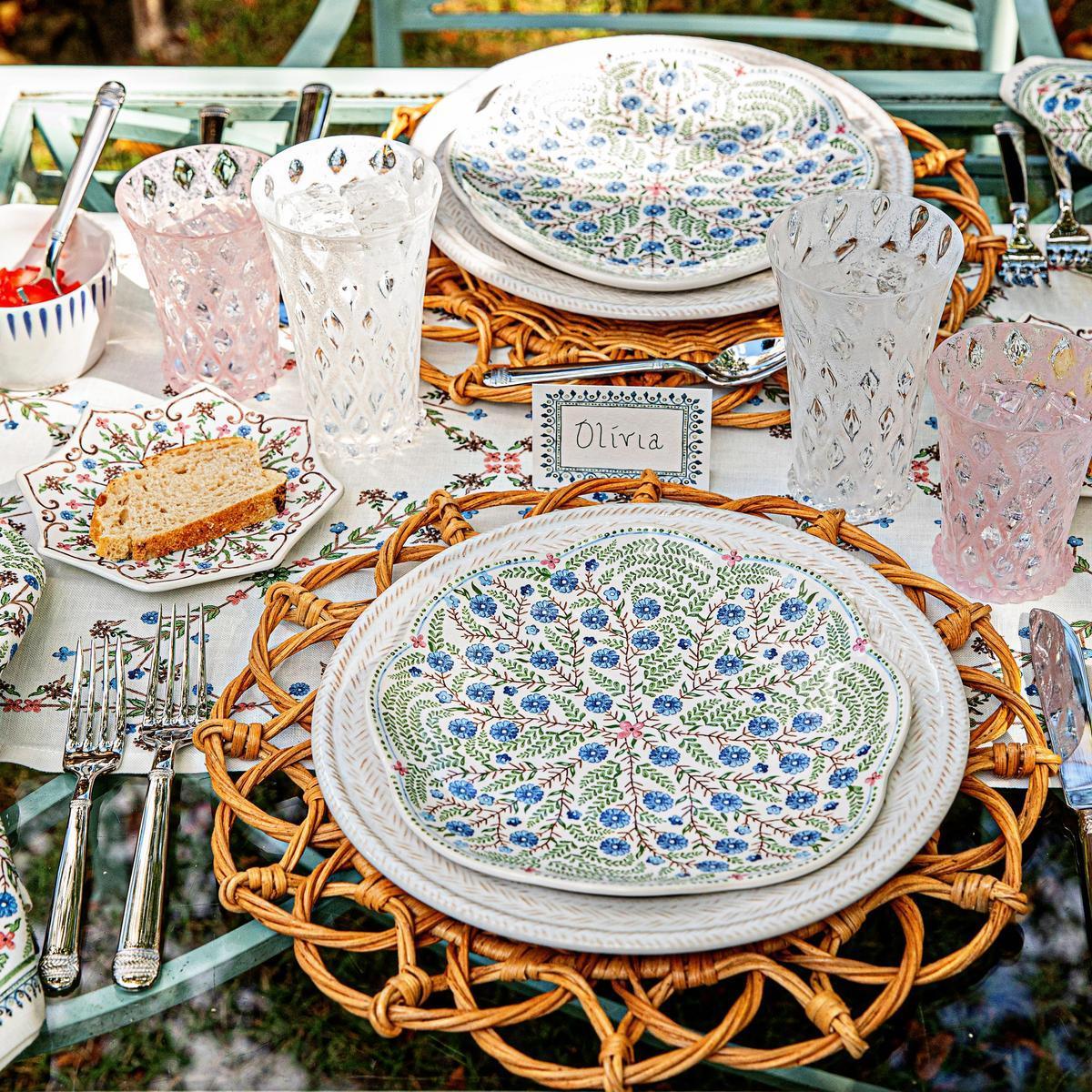 Juliska Villa Seville Scalloped Side/Cocktail Plate Set/4 - Chambray