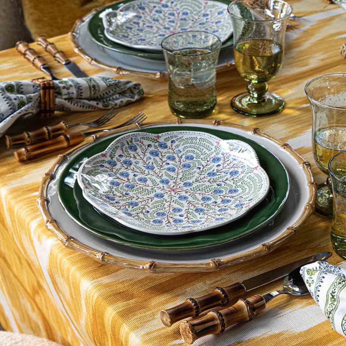 Juliska Villa Seville Scalloped Dessert/Salad Plate - Chambray