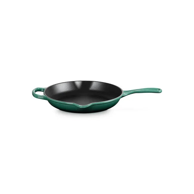 Le Creuset Signature Cast Iron Skillet 10.25" - Artichaut Green