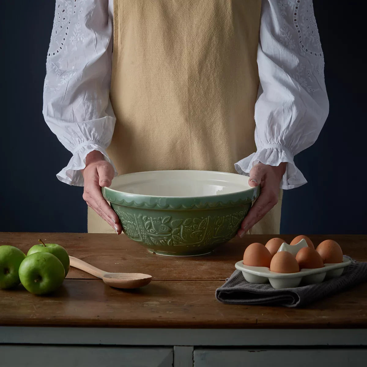 Mason Cash In The Forest S18 Green Owl Mixing Bowl