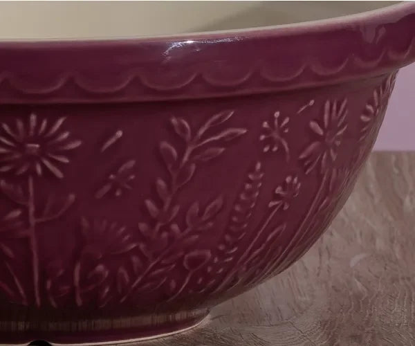 Mason Cash In The Meadow S18 Daisy Mixing Bowl 10.25" - Marcel’s Culinary Experience