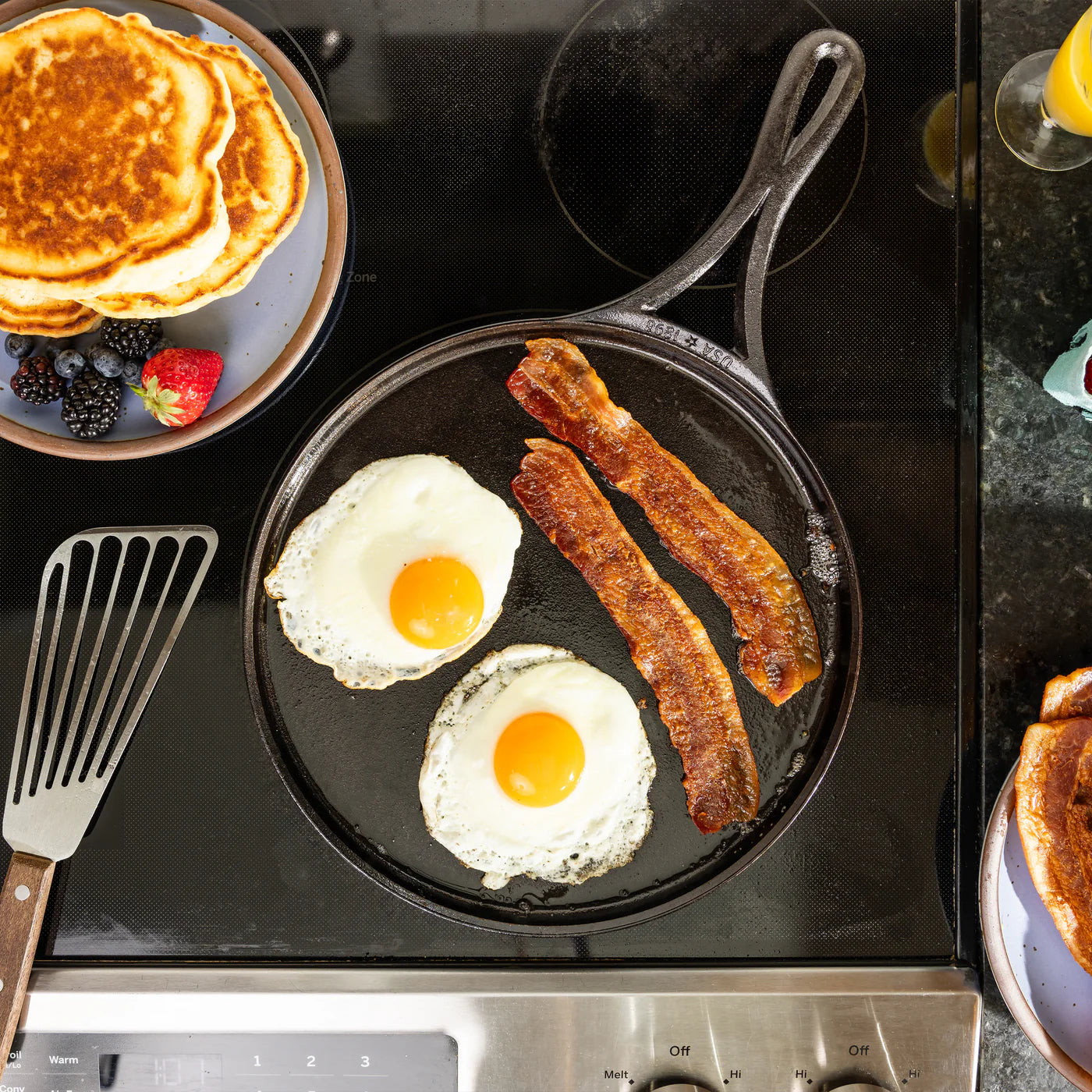 Lodge Blacklock 11-Inch Lightweight Cast Iron Griddle