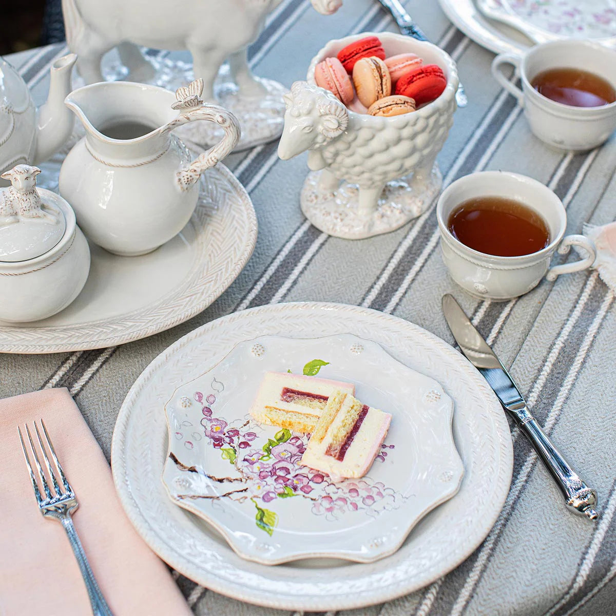 Juliska Berry & Thread Teacup, Whitewash