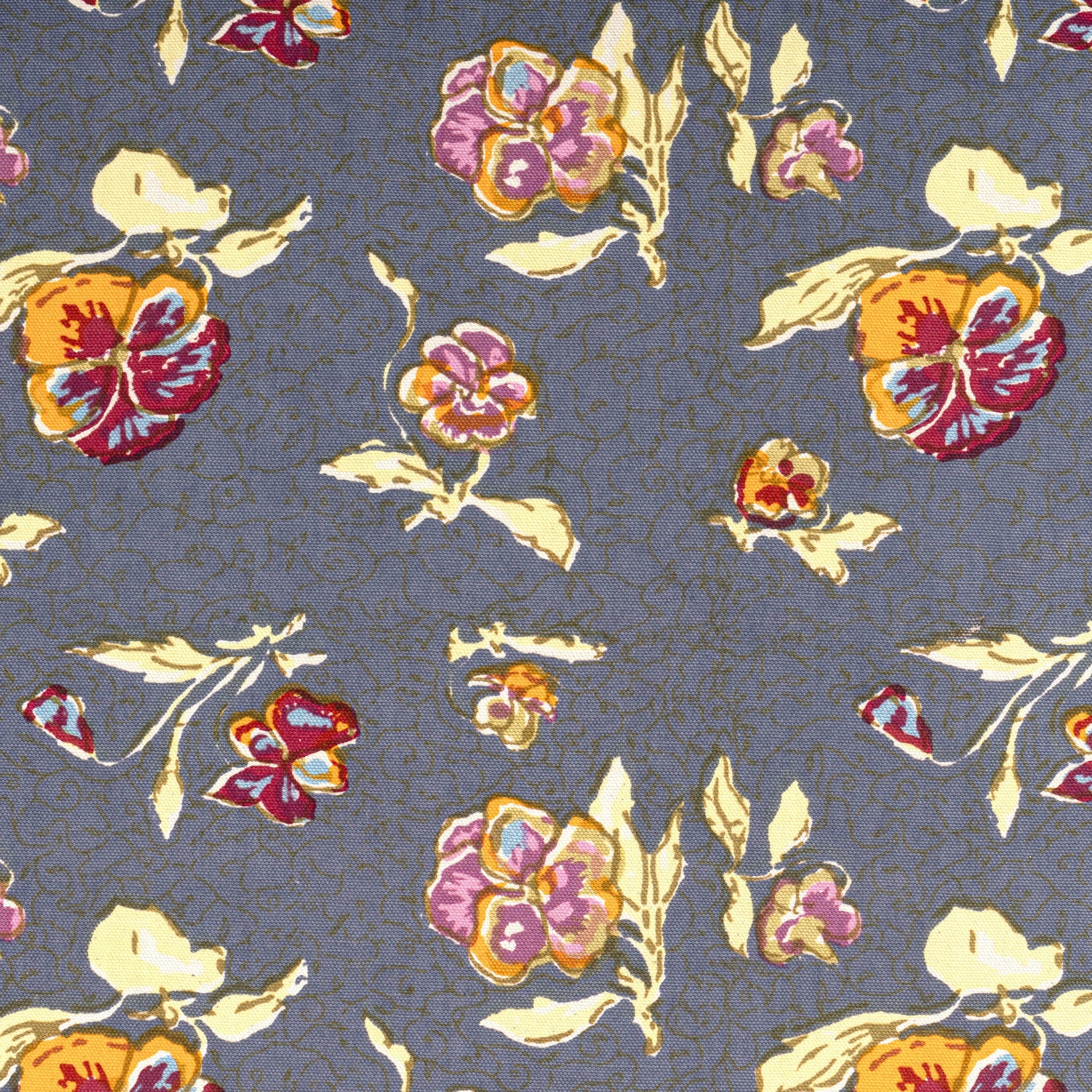 Couleur Nature Pansy Red & Grey | Table Runner - Marcel’s Culinary Experience