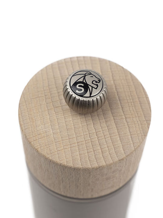 Peugeot Boreal Manual Salt Mill in Wood - 12 cm / 5 in