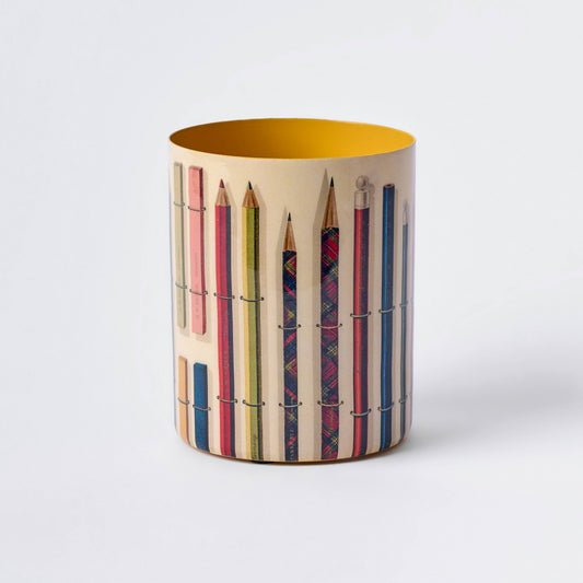 Enamel Everything Pot - Vintage Pencils & Chalks