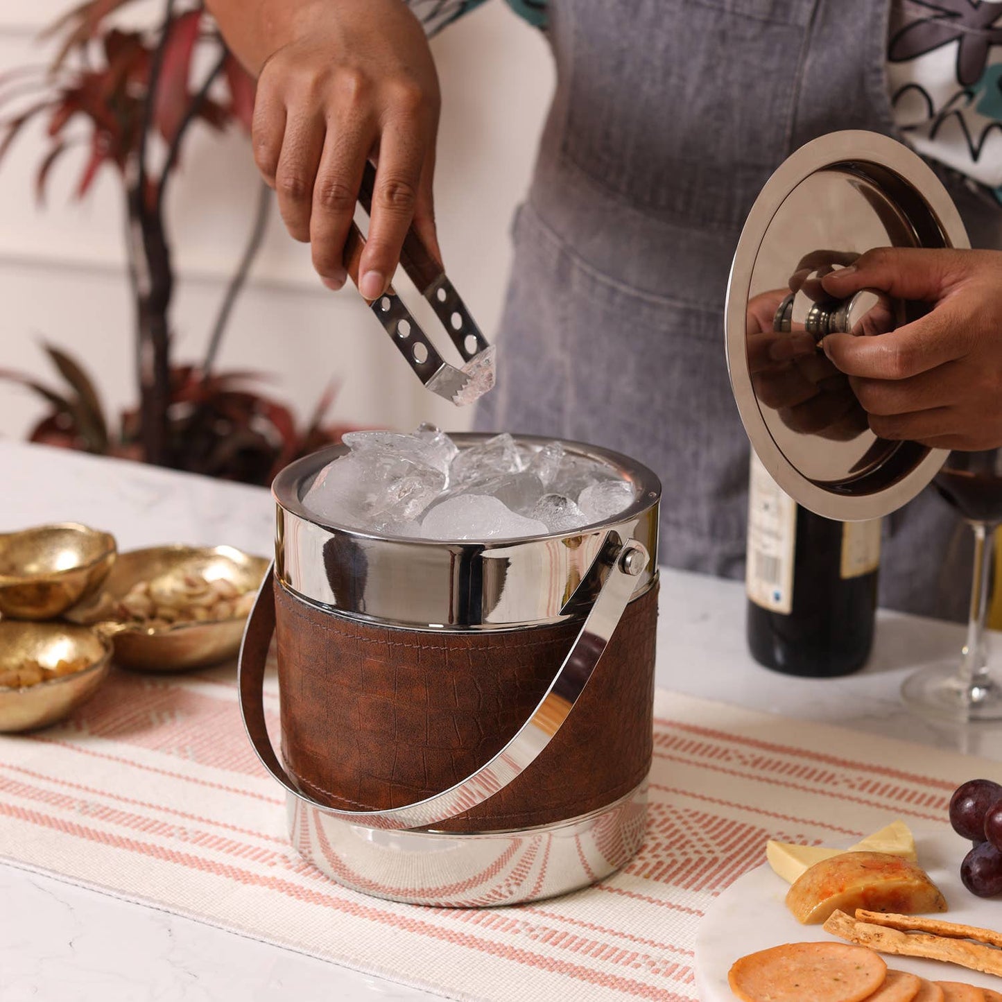 Stainless Steel Ice Bucket with Leather