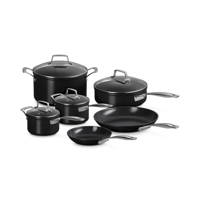 Le Creuset Essential Non-stick Ceramic 10-Piece Cookware Set