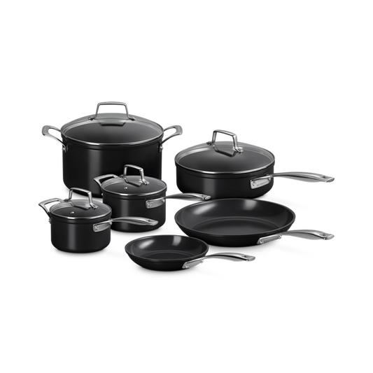 Le Creuset Essential Non-stick Ceramic 10-Piece Cookware Set