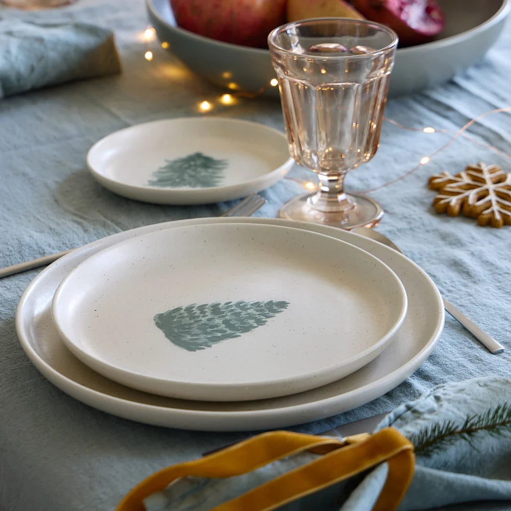 Costa Nova Pacifica Salad & Dessert Plates – Christmas Tree, Set of 4