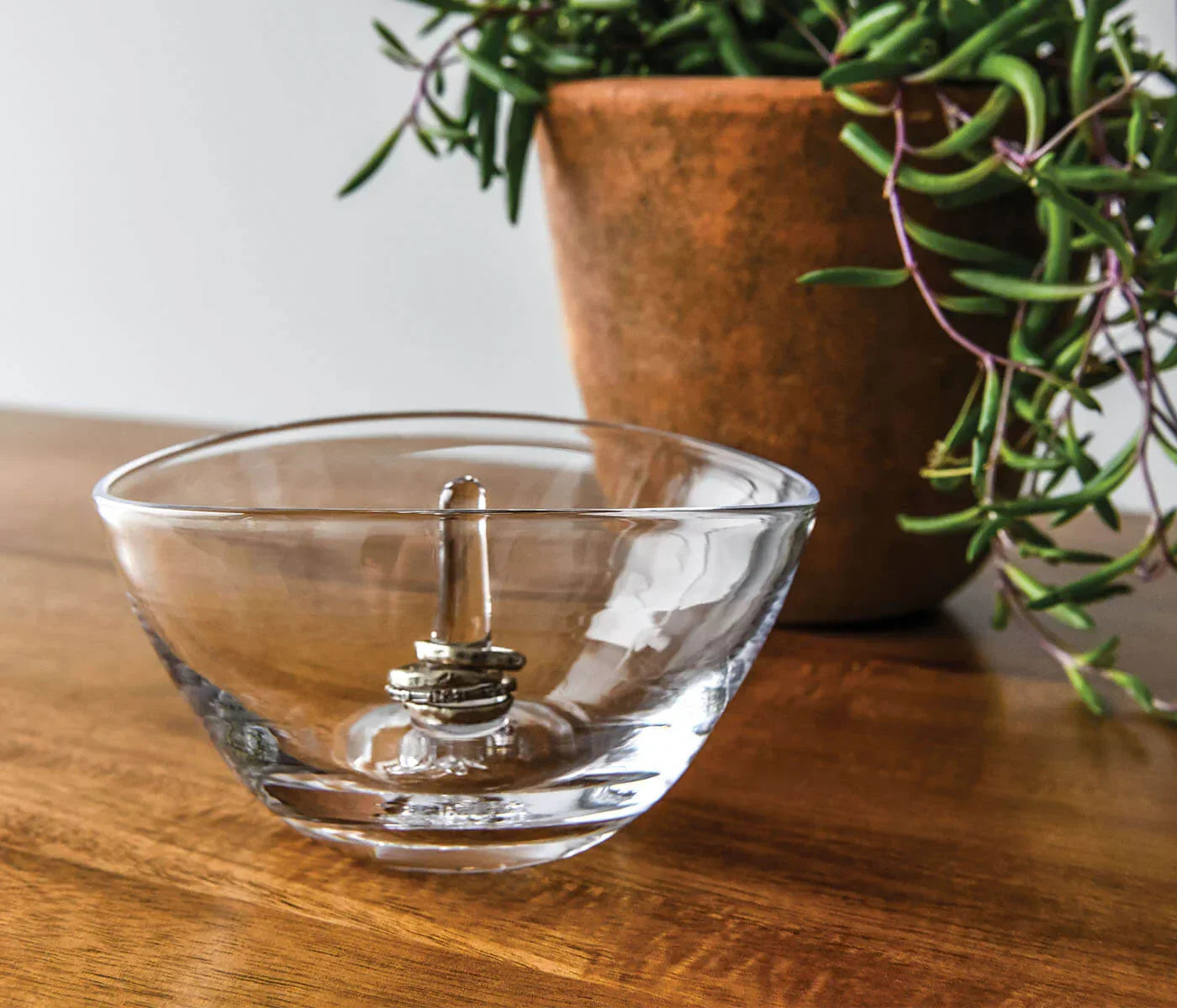 Simon Pearce Champlain Ring Holder - Marcel’s Culinary Experience