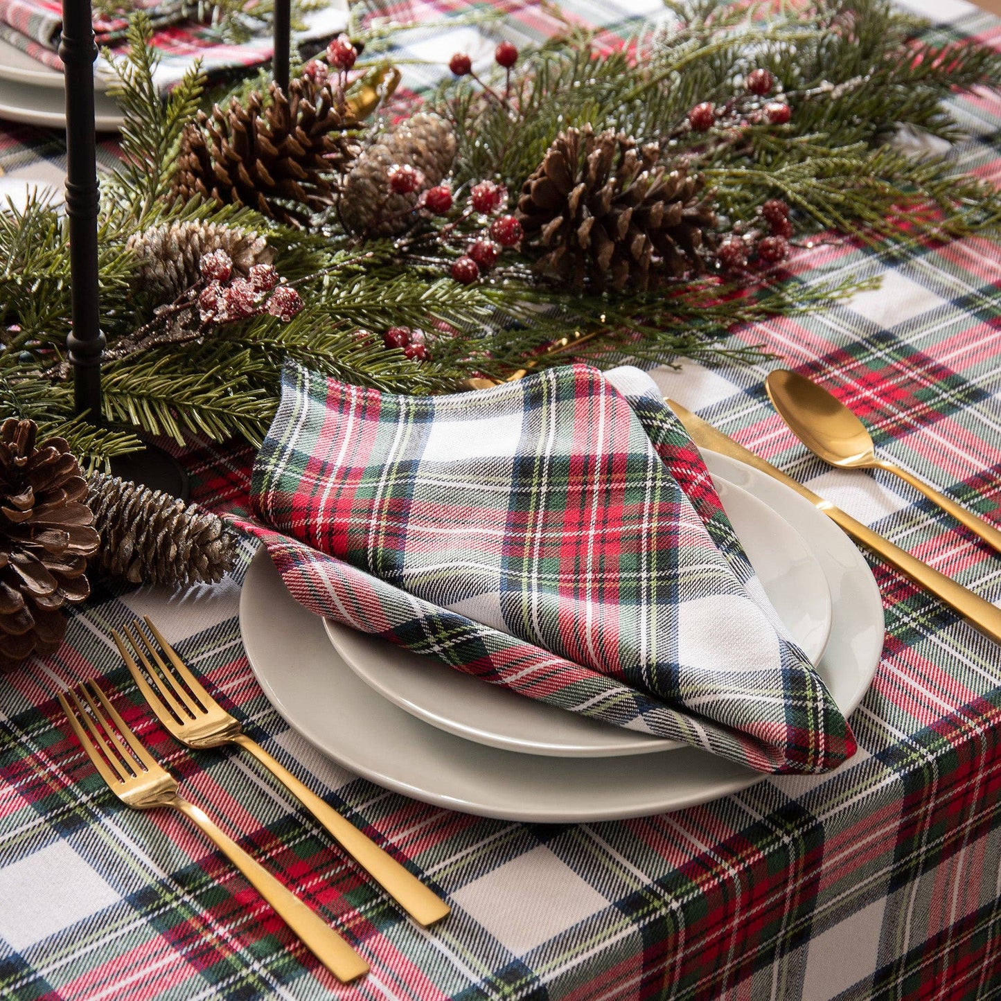 Christmas Classic Holiday Plaid Cotton Napkin Set of 8-17x17 - Marcel’s Culinary Experience