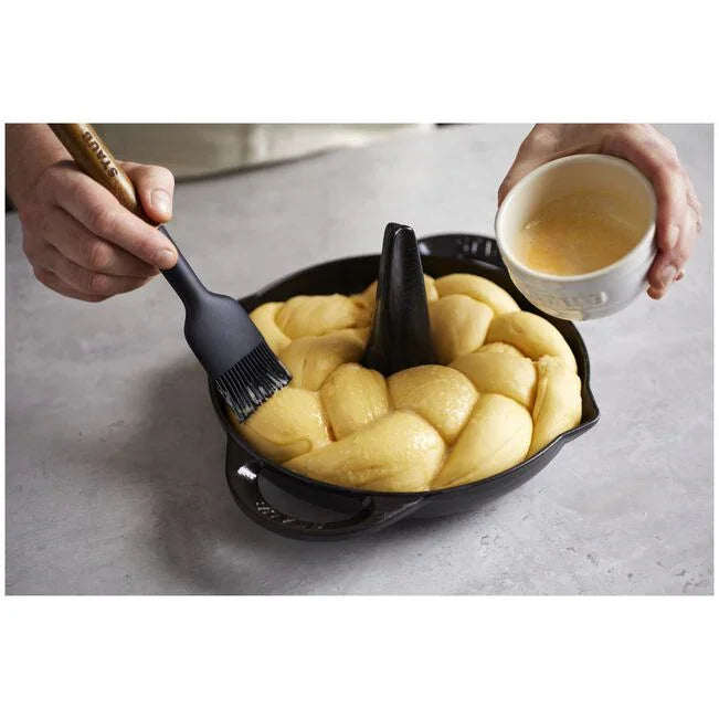 STAUB Silicone Pastry Brush with Acacia Wood Handle