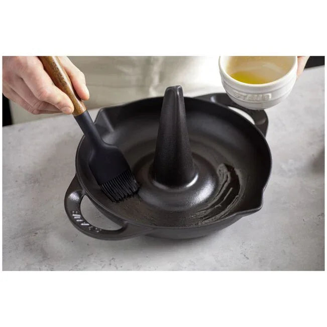 STAUB Silicone Pastry Brush with Acacia Wood Handle