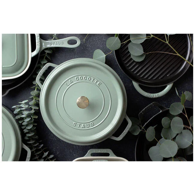 Staub Cast Iron Round Dutch Oven - 7 Qt
