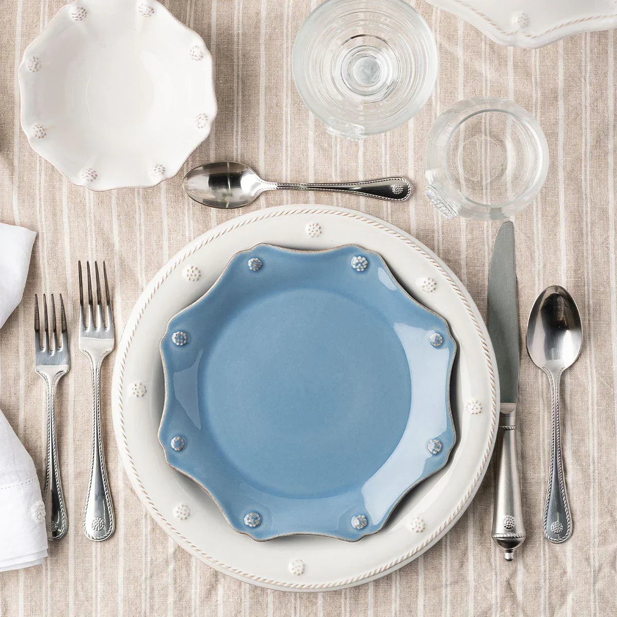 Juliska Berry & Thread Scalloped Dessert/Salad Plate - Chambray