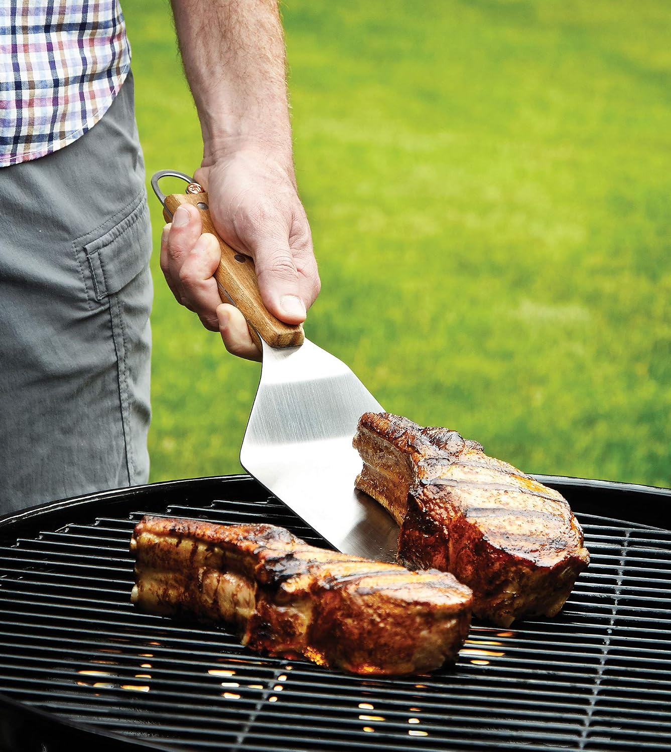 Heavy Duty Grill and Griddle Spatula, Acacia