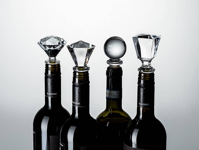 Round Cut Gem Bottle Stopper – 3"H