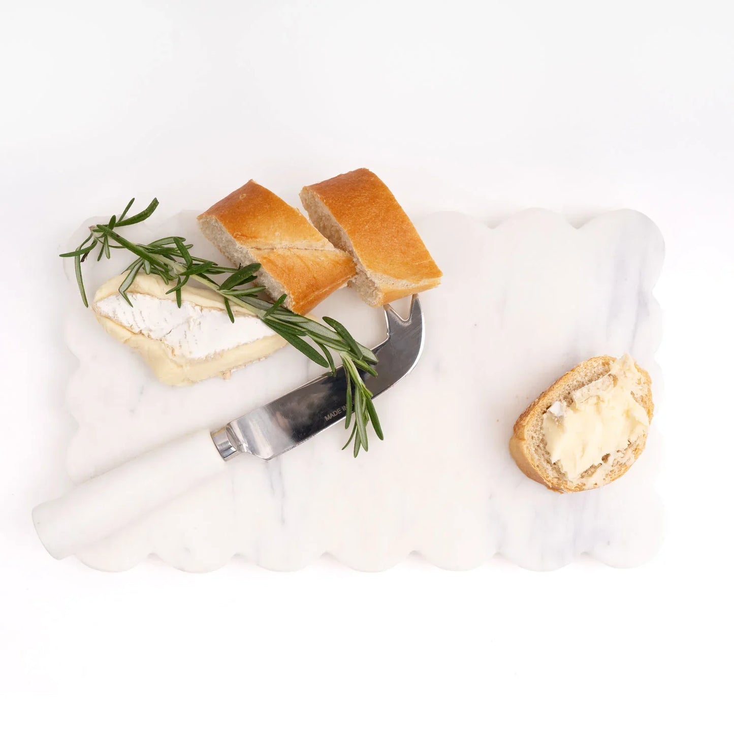 Scalloped Marble Cheese Board with Knife