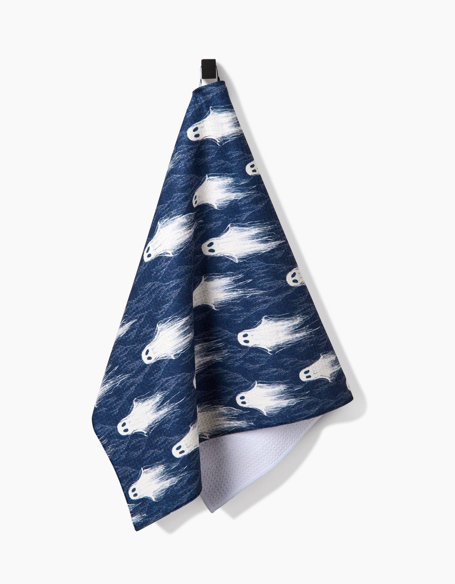 Geometry Ghosting Around Tea Towel - Marcel’s Culinary Experience