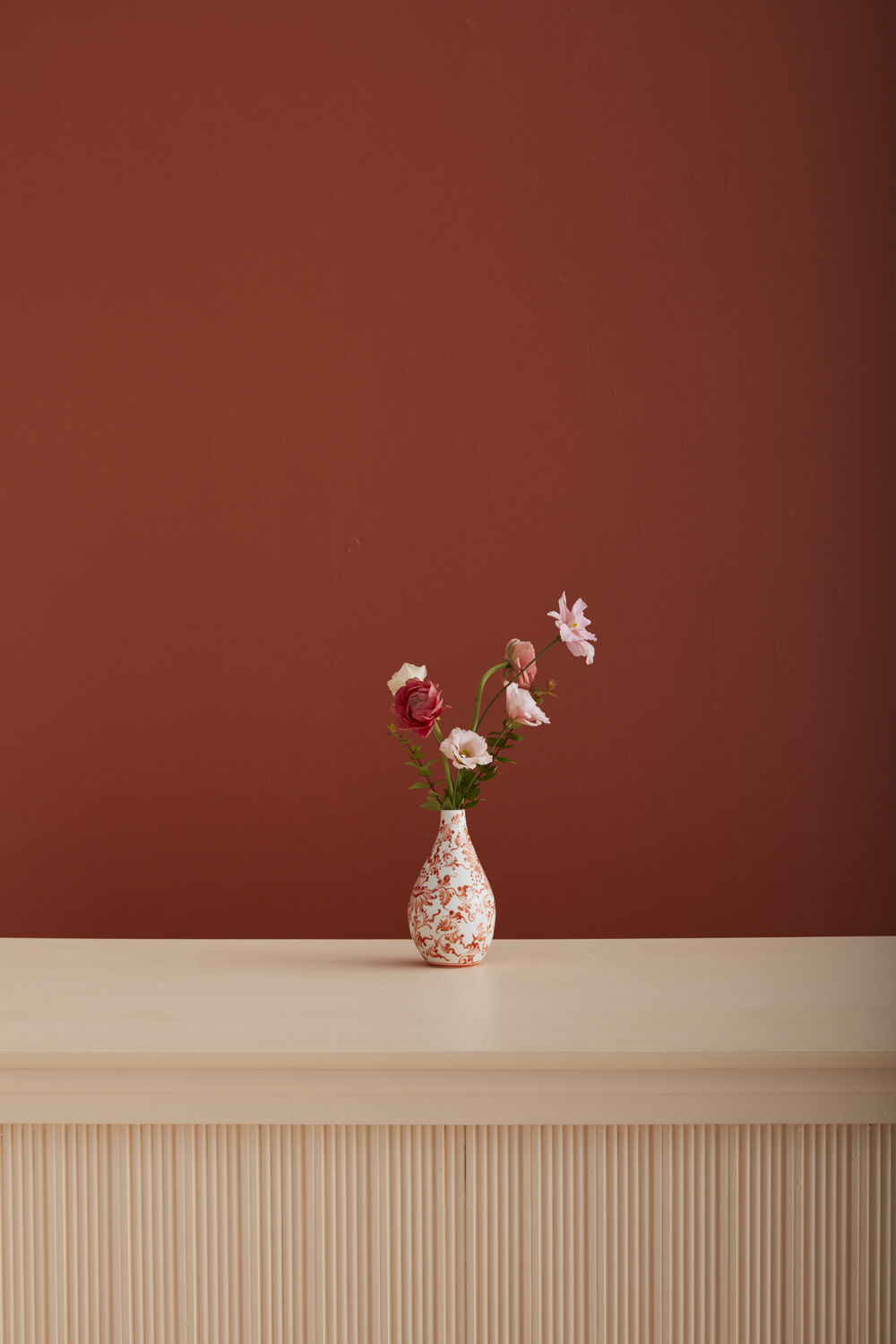 Eleanor Coral Vase