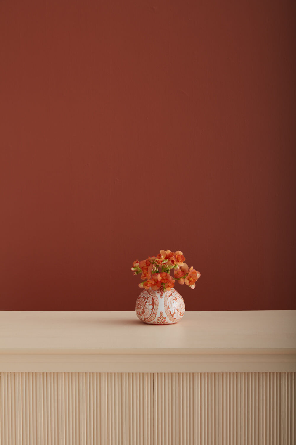 Eleanor Coral Vase