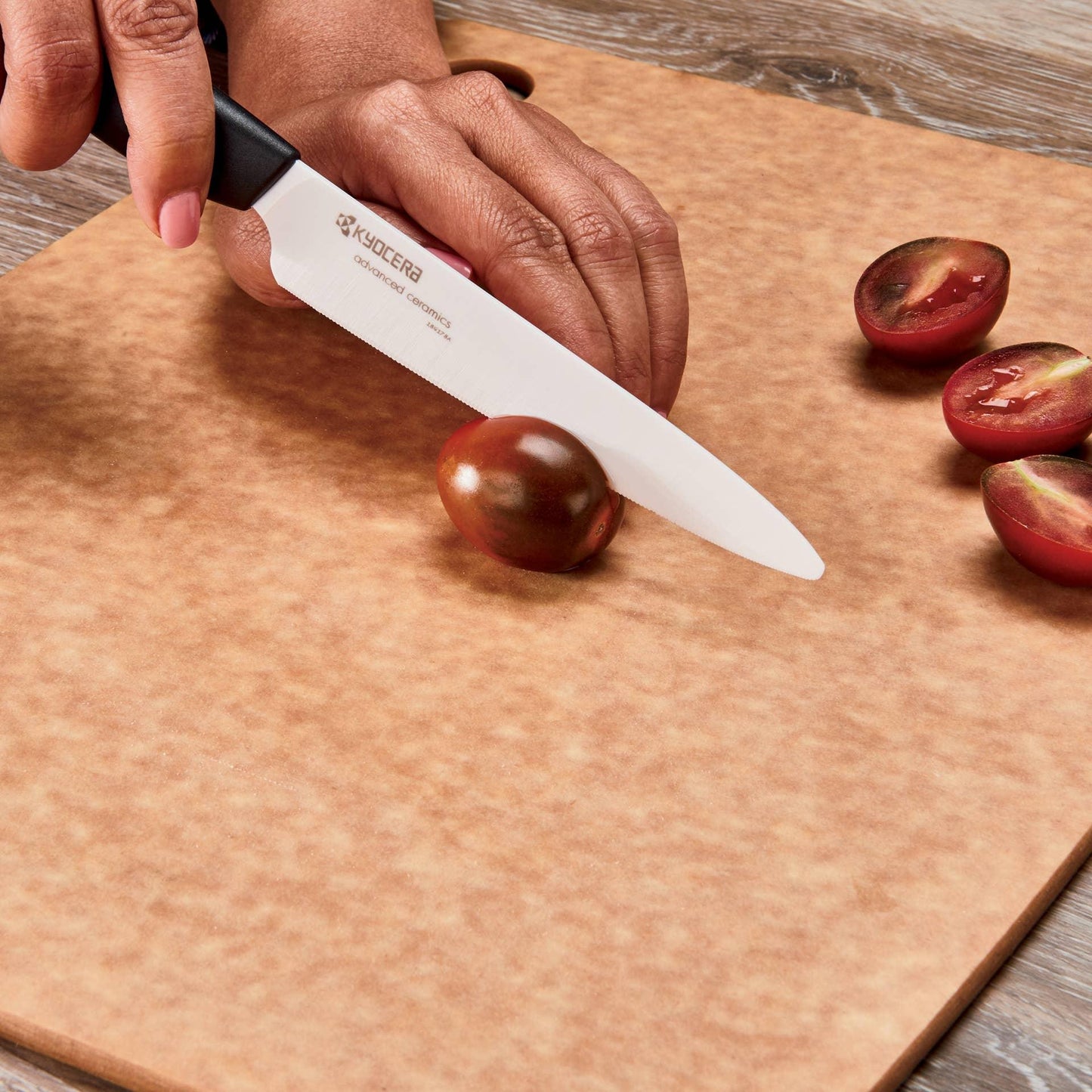 Kyocera Ceramic 5" Micro Serrated Tomato Knife - White
