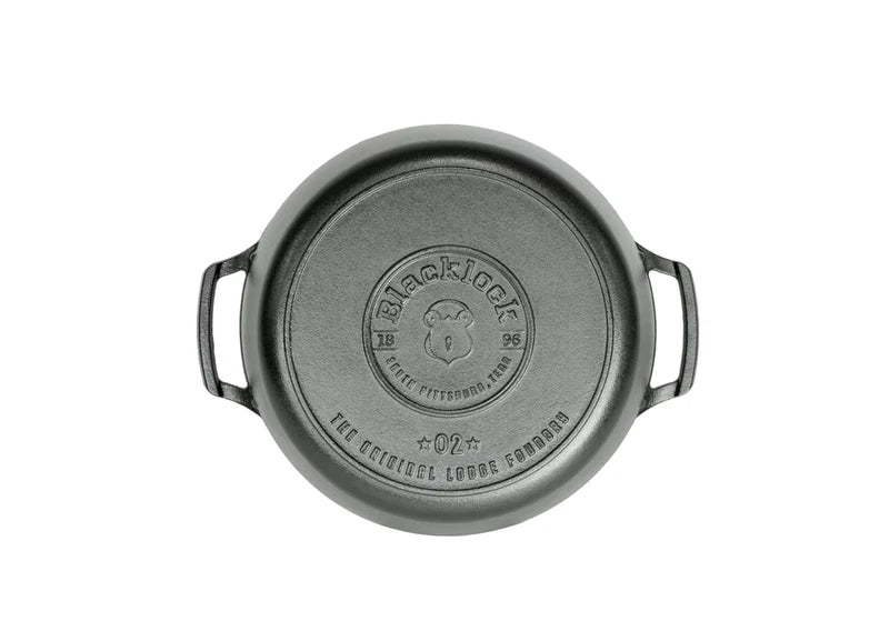 Lodge Blacklock 5.5 Quart Lightweight Dutch Oven
