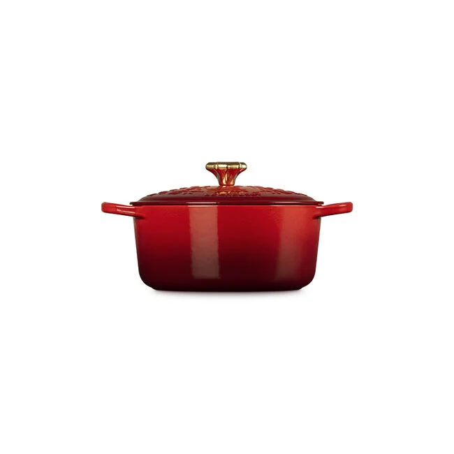 Le Creuset Noël Collection Holiday Tree Signature Round Dutch Oven with Gold Star Knob
