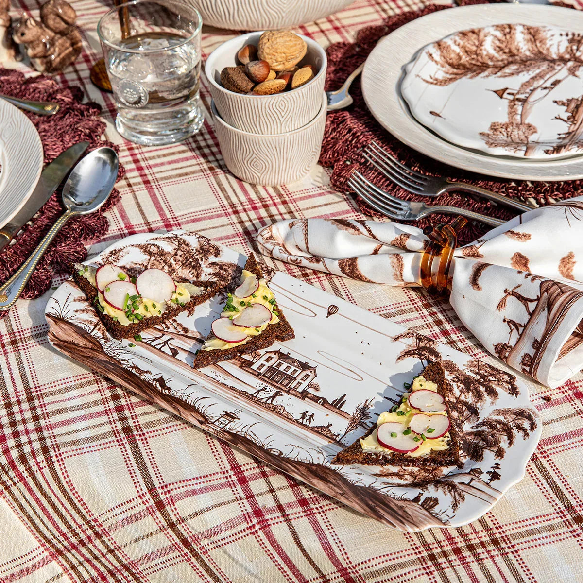 Juliska Country Estate Harvest 15" Hostess Tray - Sepia - Marcel’s Culinary Experience