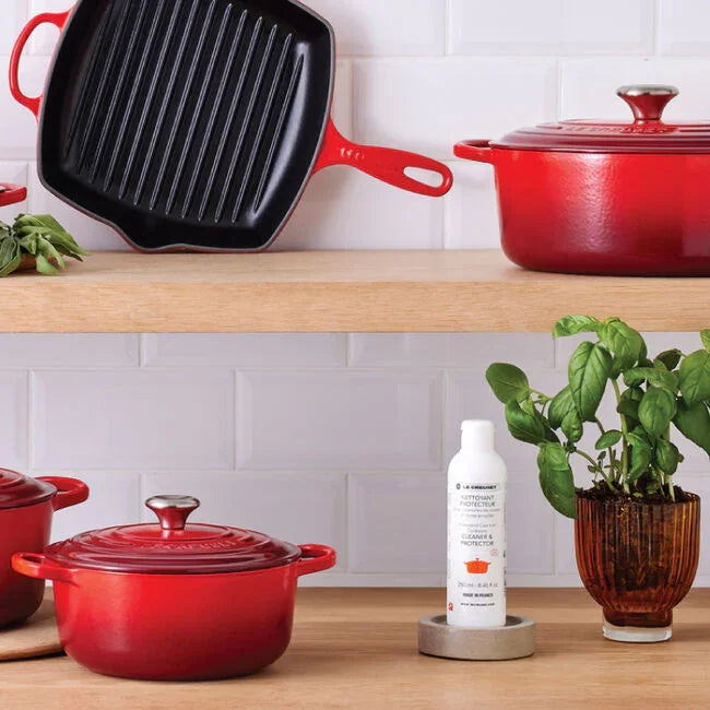 Le Creuset Enameled Cast Iron Cleaner - Marcel’s Culinary Experience
