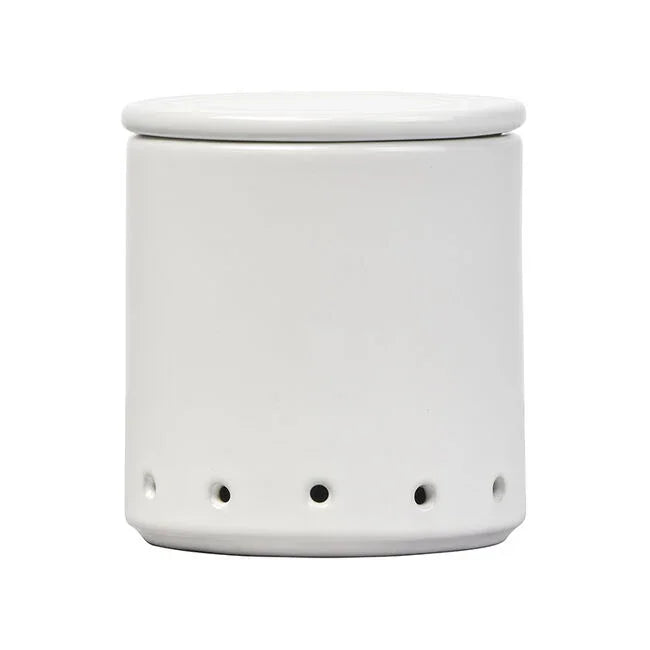 Le Creuset Signature Garlic Keeper White - Marcel’s Culinary Experience