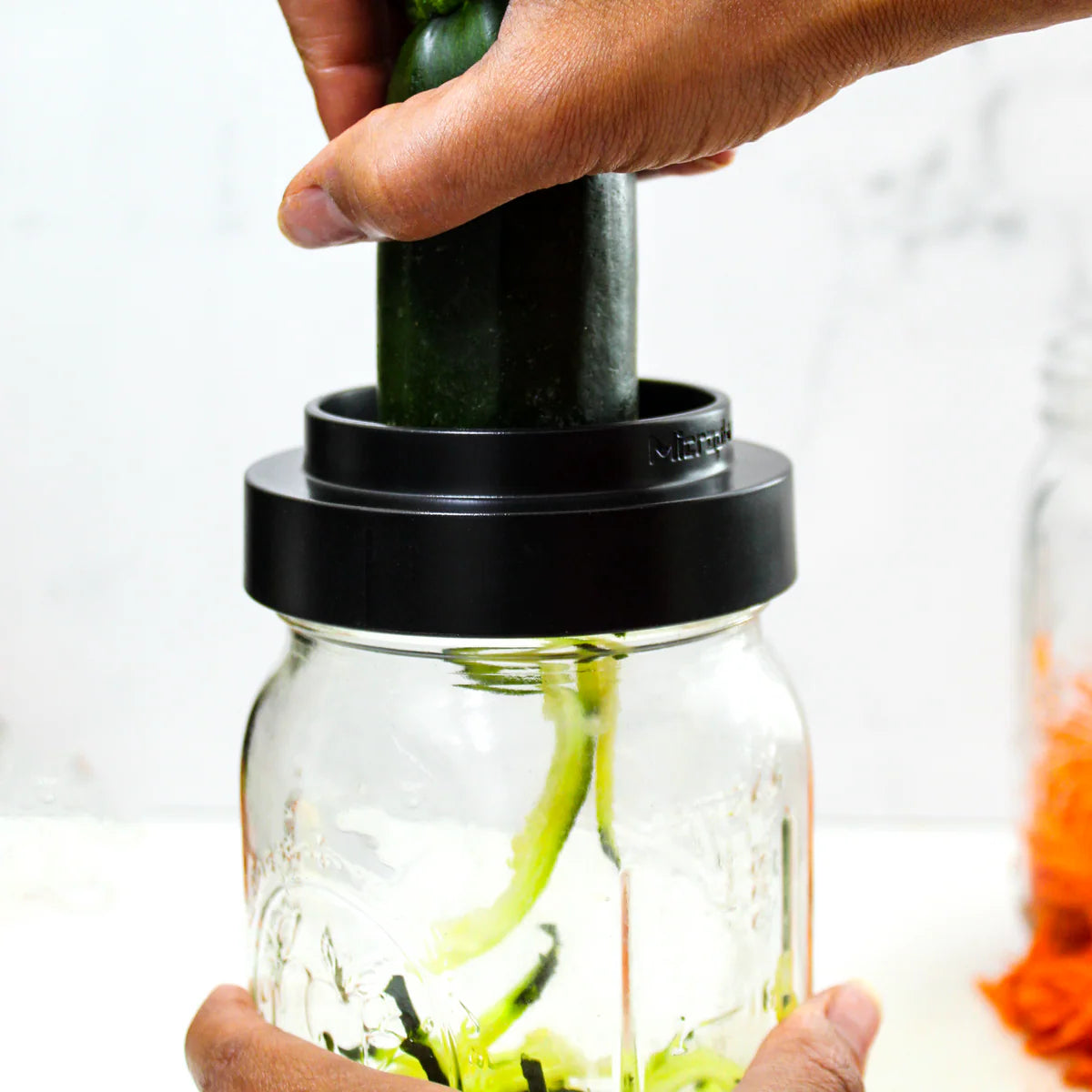 Microplane JAR TOP SPIRALIZER - BLACK