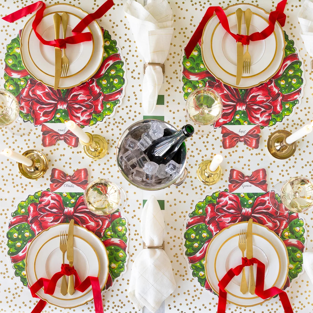 Hester and Cook Die-cut Holiday Wreath Placemat
